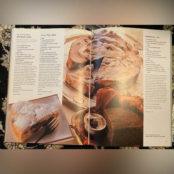 Like NEW Pasta & Italian cookbook - Picture 5 of 6